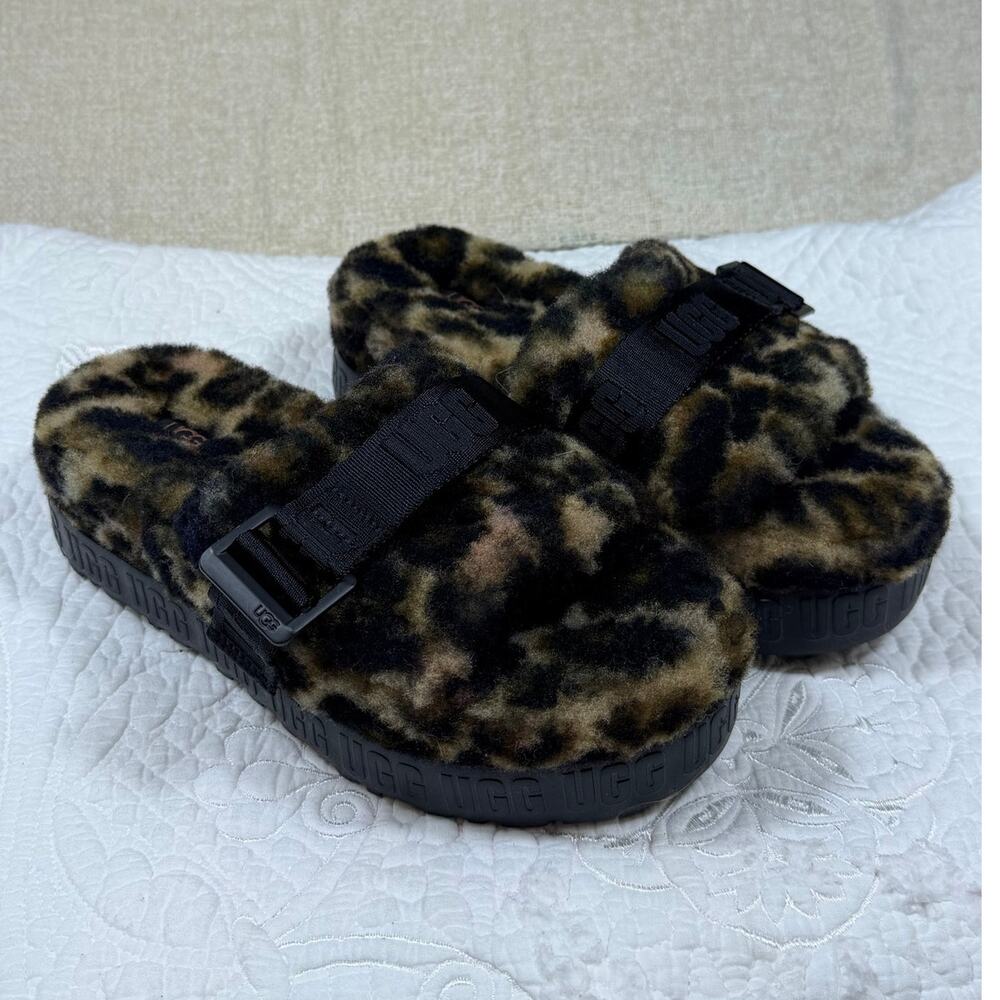 UGG Women 7 Brown Black Fluffita Panther Print Sheepskin Platform Slippers